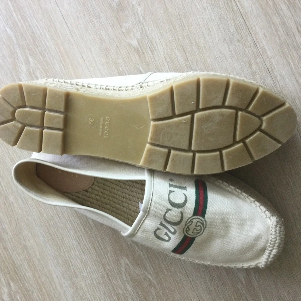 Gucci cream canvas